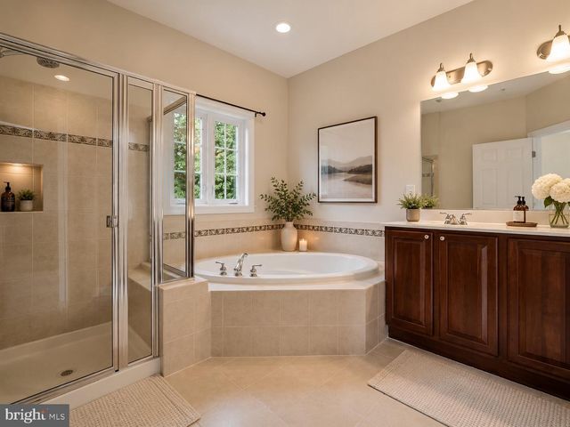 1600 REGENT MANOR CT, Silver Spring, MD 20904