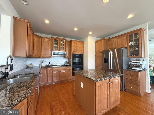1600 REGENT MANOR CT, Silver Spring, MD 20904