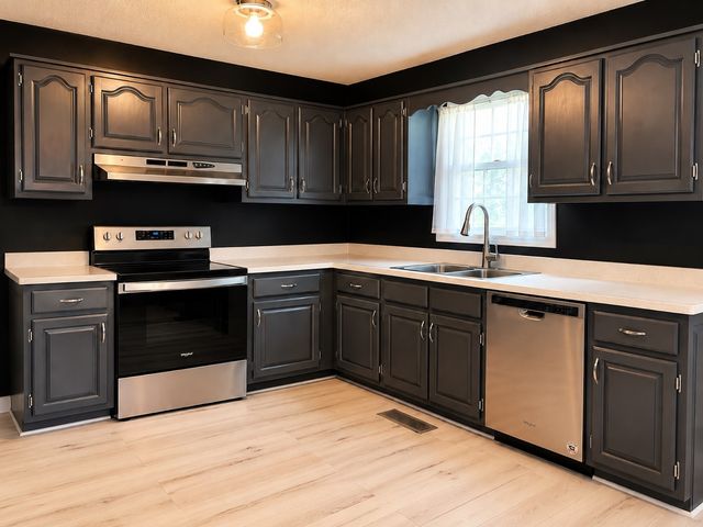 324 Oak St, Summertown, TN 38483