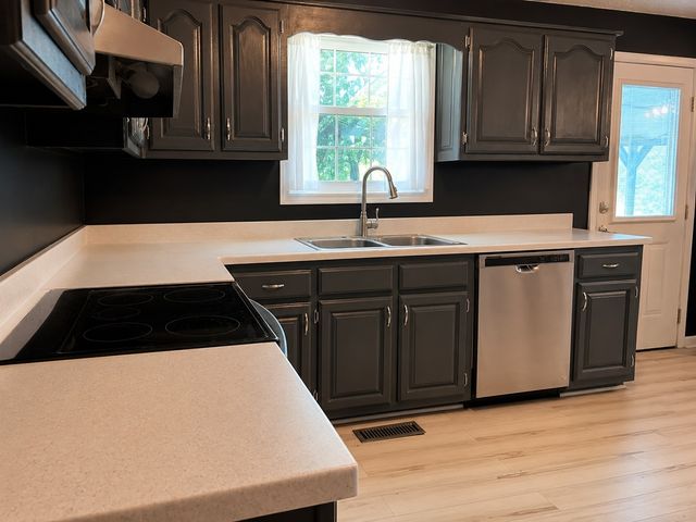324 Oak St, Summertown, TN 38483