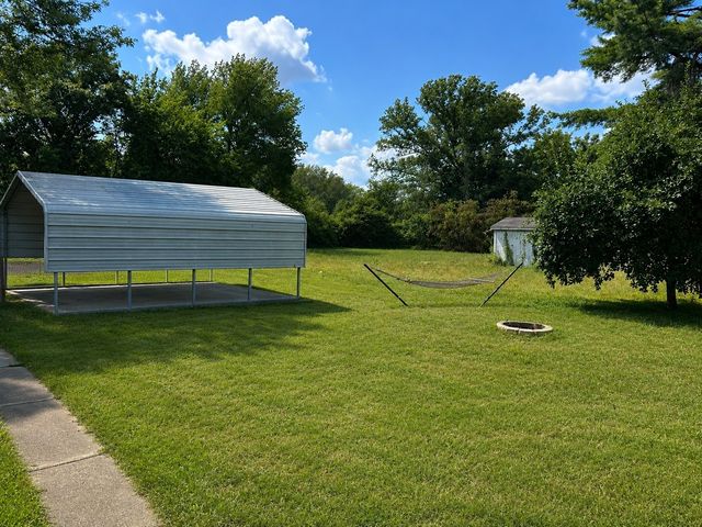 324 Oak St, Summertown, TN 38483