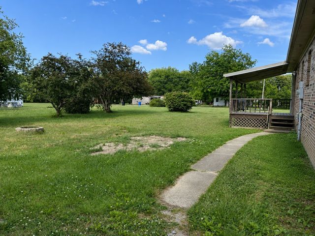 324 Oak St, Summertown, TN 38483