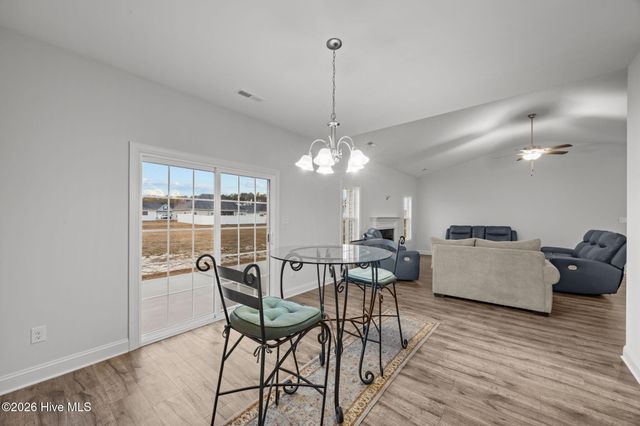 3002 Sharpnose Street, New Bern, NC 28562