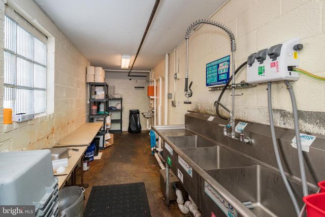 417 W GRACE ST, Richmond, VA 23220