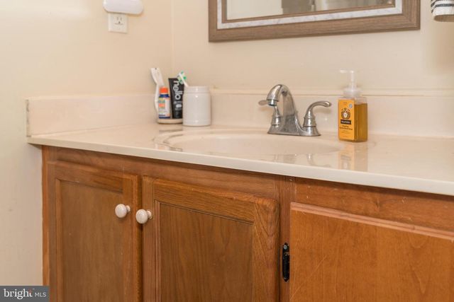 417 W GRACE ST, Richmond, VA 23220