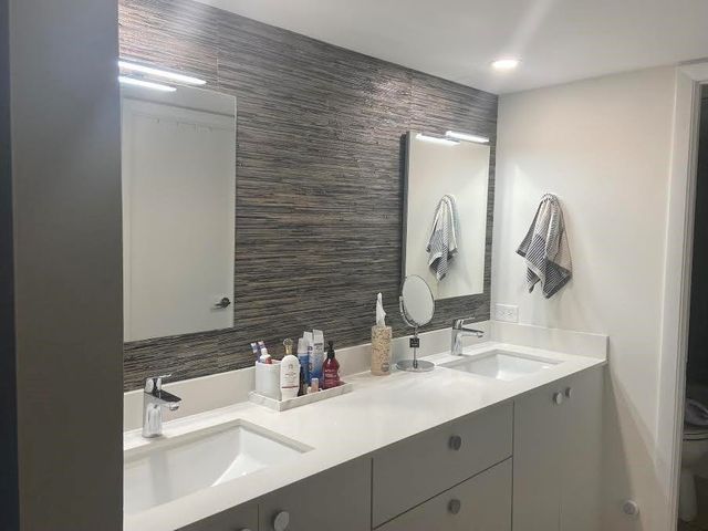 3200 N Port Royale Drive 502, Fort Lauderdale, FL 33308