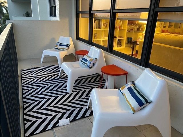 3200 N Port Royale Drive 502, Fort Lauderdale, FL 33308