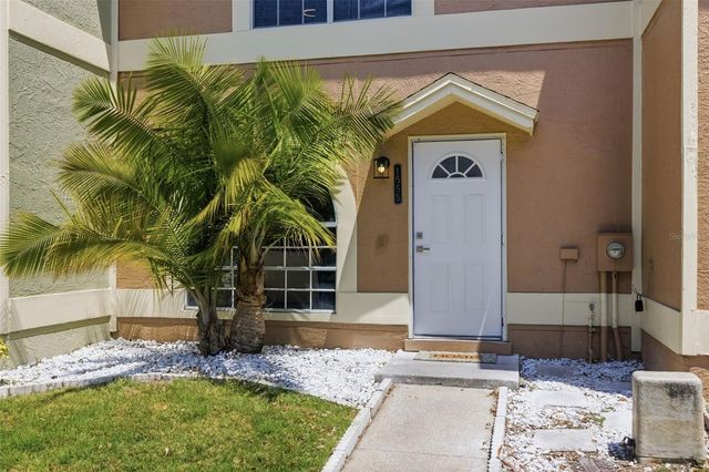1555 CHATEAUX DE VILLE COURT, Clearwater, FL 33764