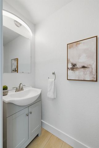 1555 CHATEAUX DE VILLE COURT, Clearwater, FL 33764