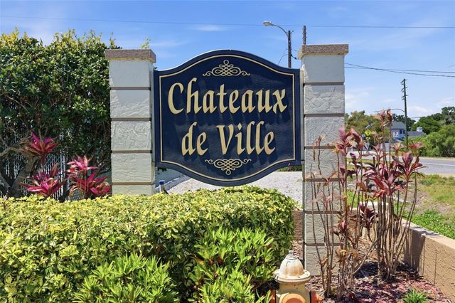 1555 CHATEAUX DE VILLE COURT, Clearwater, FL 33764