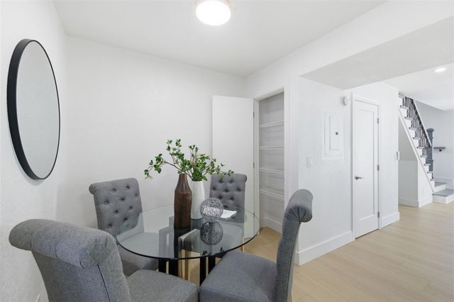 1555 CHATEAUX DE VILLE COURT, Clearwater, FL 33764