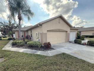 2110 ACADIA GREENS DRIVE 61, Sun City Center, FL 33573