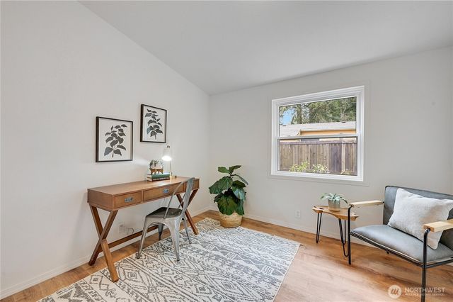 2090 Victoria Avenue, Port Townsend, WA 98368