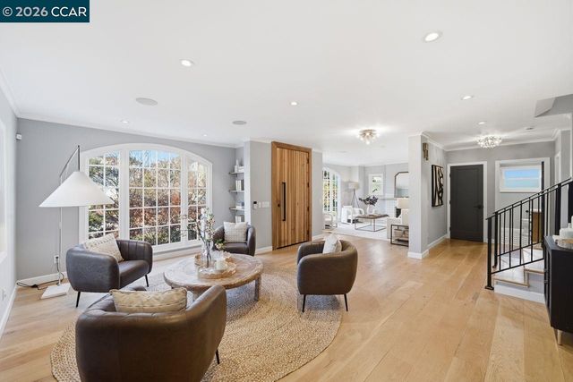 780 Carlston Ave, Oakland, CA 94610