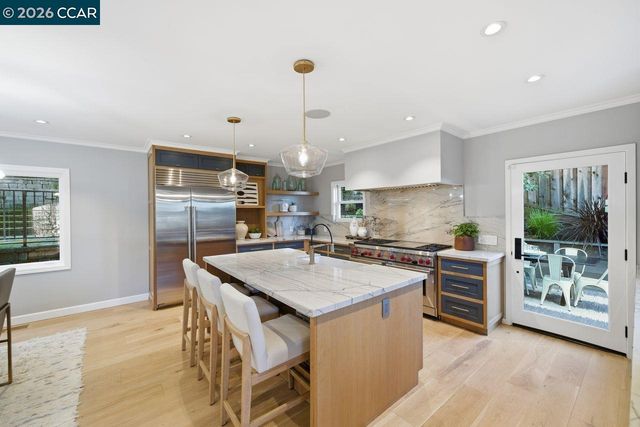 780 Carlston Ave, Oakland, CA 94610