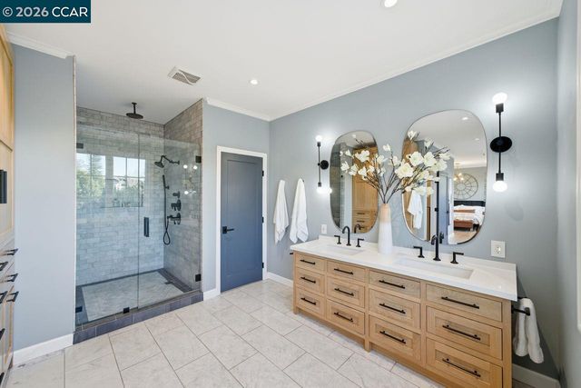 780 Carlston Ave, Oakland, CA 94610