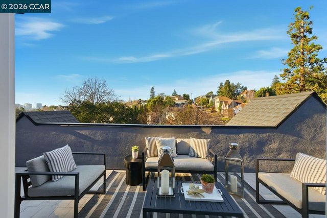 780 Carlston Ave, Oakland, CA 94610