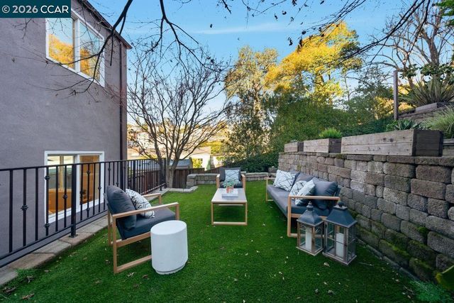 780 Carlston Ave, Oakland, CA 94610