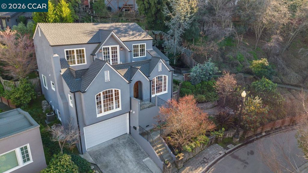 780 Carlston Ave, Oakland, CA 94610