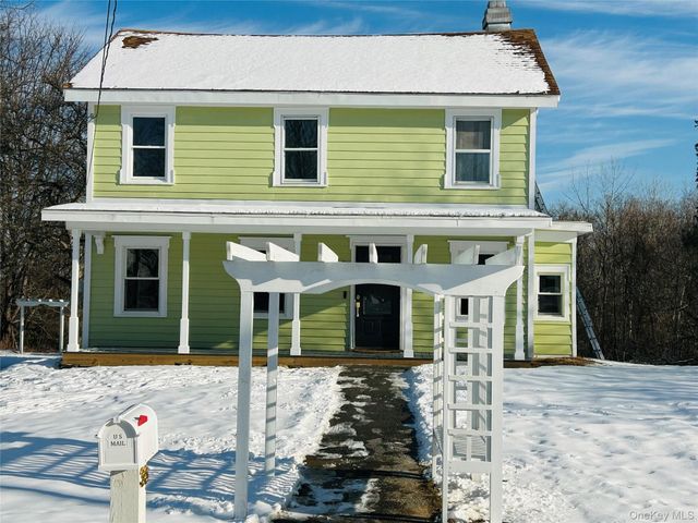 38 Sands Avenue, Milton, NY 12547