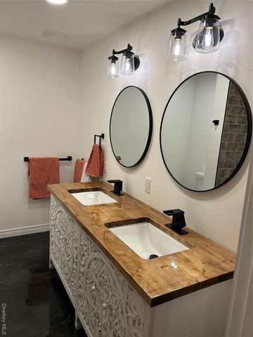 38 Sands Avenue, Milton, NY 12547