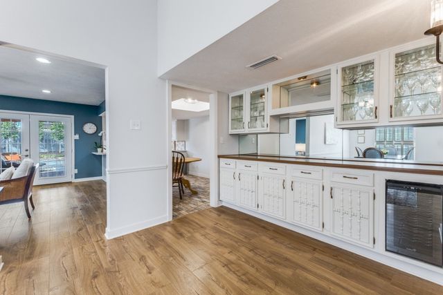 10819 Wallbrook Drive, Dallas, TX 75238