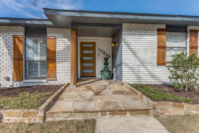 10819 Wallbrook Drive, Dallas, TX 75238