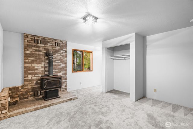 17118 Riverview Way E, Enumclaw, WA 98022