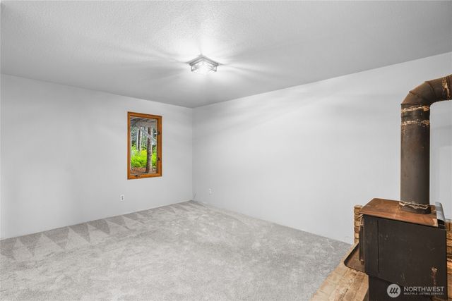 17118 Riverview Way E, Enumclaw, WA 98022