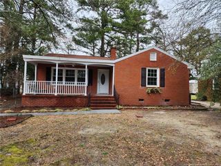 3526 FURMAN Drive, Fayetteville, NC 28304