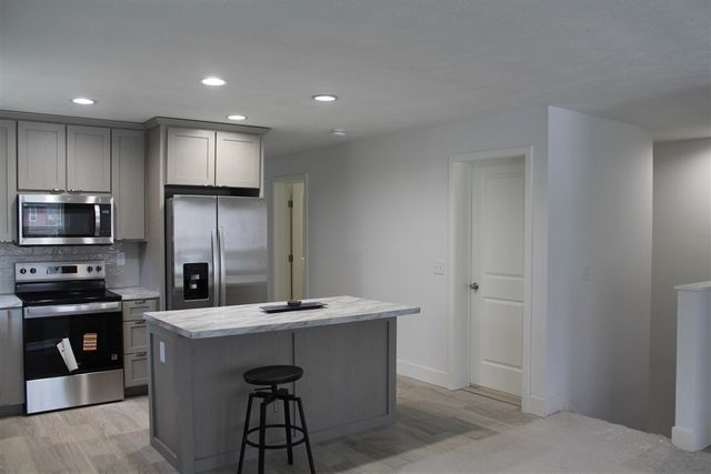 254 Meeking Street, Muskegon, MI 49442