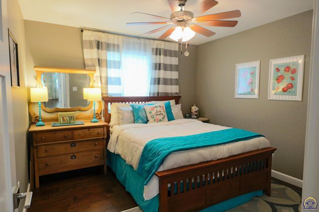 2701 Twin Lakes Dr, Emporia, KS 66801