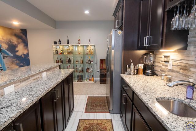 2701 Twin Lakes Dr, Emporia, KS 66801