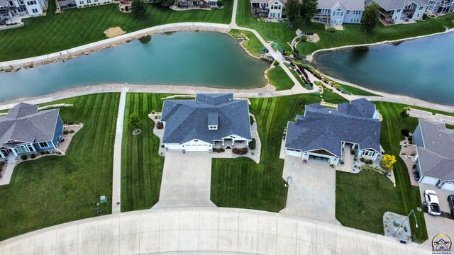 2701 Twin Lakes Dr, Emporia, KS 66801