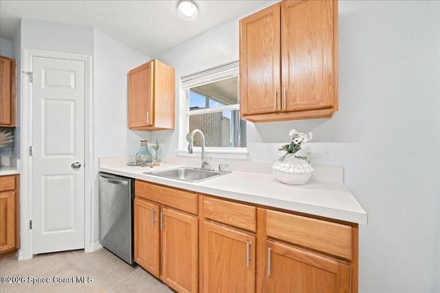 2041 Brookshire Circle, Melbourne, FL 32904