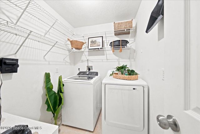 2041 Brookshire Circle, Melbourne, FL 32904