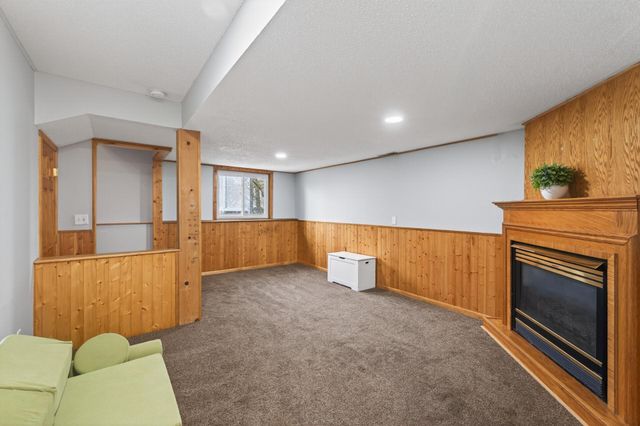 5631 148th Lane NW, Anoka, MN 55303