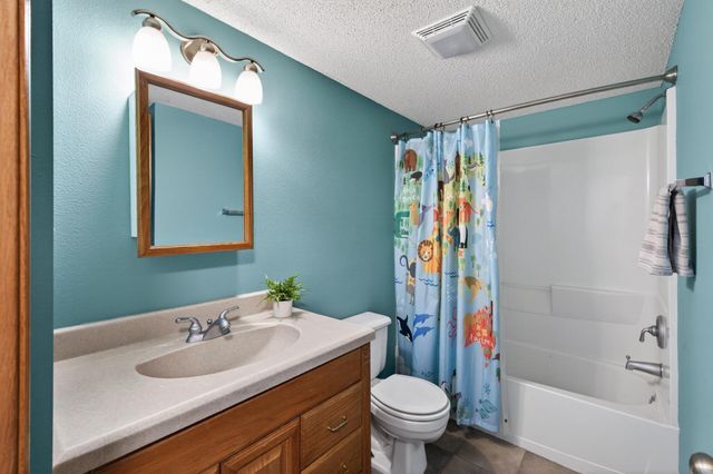 5631 148th Lane NW, Anoka, MN 55303