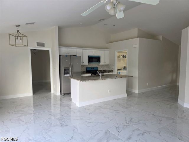 3404 58th ST W, Lehigh Acres, FL 33971