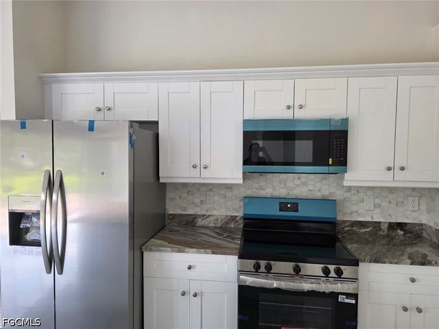 3404 58th ST W, Lehigh Acres, FL 33971