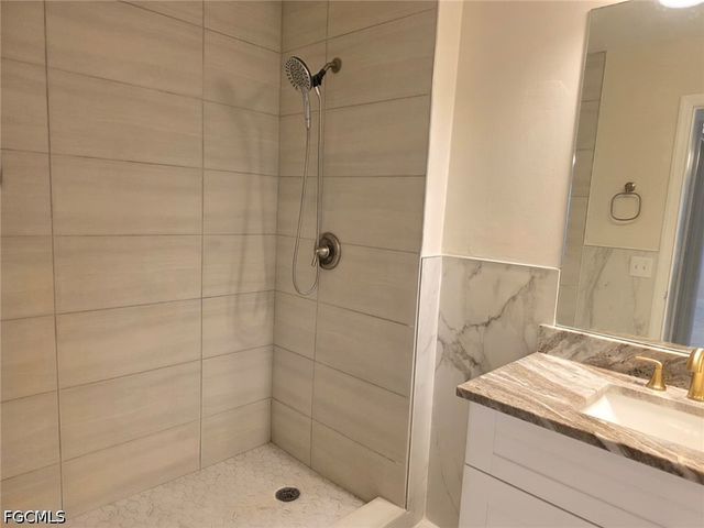 3404 58th ST W, Lehigh Acres, FL 33971