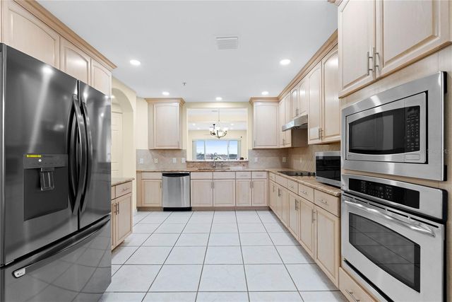 8749 THE ESPLANADE 16, Orlando, FL 32836