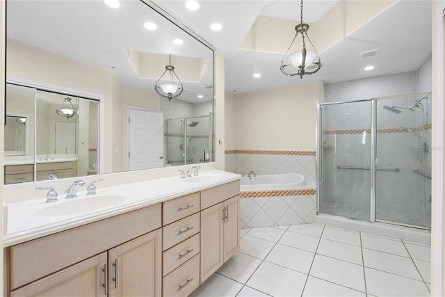 8749 THE ESPLANADE 16, Orlando, FL 32836