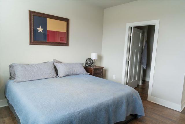 2925 Indigo Lane, Pella, IA 50219