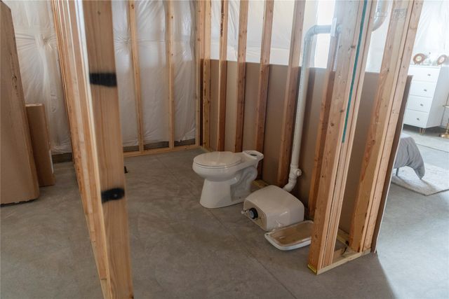 2925 Indigo Lane, Pella, IA 50219