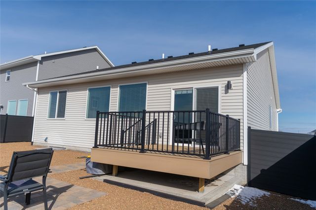 2925 Indigo Lane, Pella, IA 50219