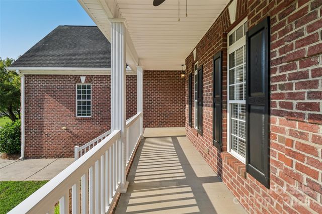 2411 Stoney Run Drive, Oakboro, NC 28129