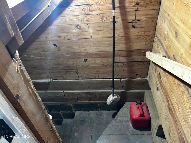 104 Helms Drive, Madisonville, TN 37354