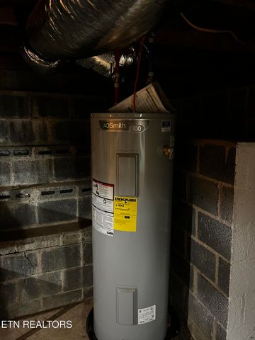 104 Helms Drive, Madisonville, TN 37354