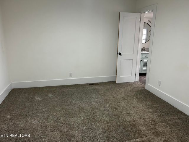 104 Helms Drive, Madisonville, TN 37354